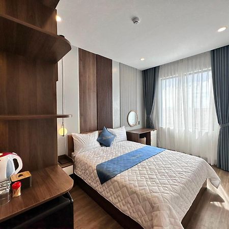 Hotel Phi Hung タムキー エクステリア 写真