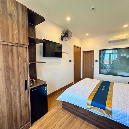 Hotel Phi Hung タムキー エクステリア 写真