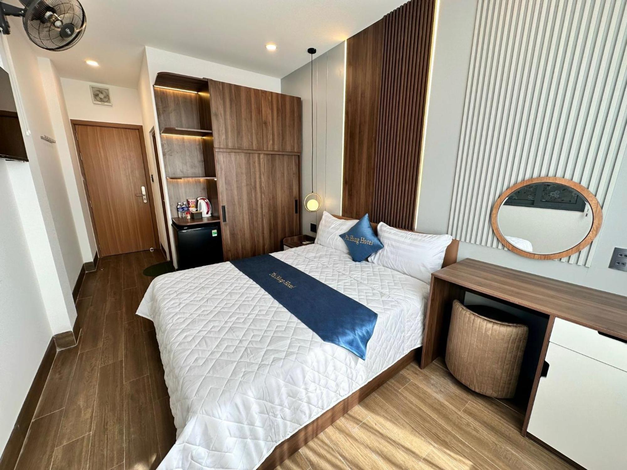 Hotel Phi Hung タムキー エクステリア 写真